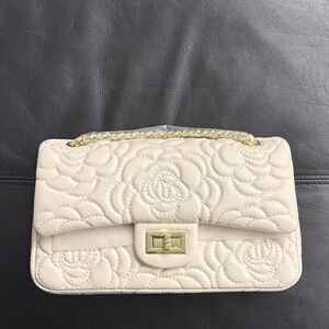 Elegant Cream Quilted Camellia Double Flap Handbag